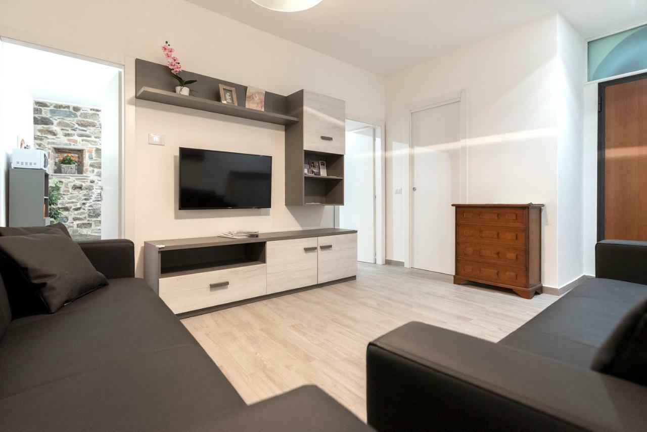 Daniel House Apartment Bellano Luaran gambar